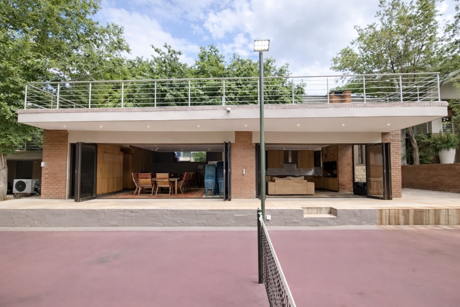 6 Bedroom Property for Sale in Cashan North West